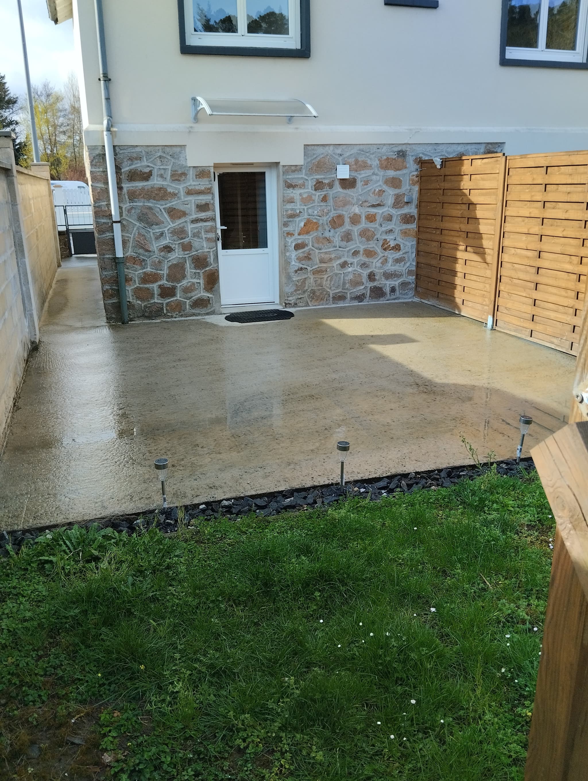 Meublé Charmes Ext