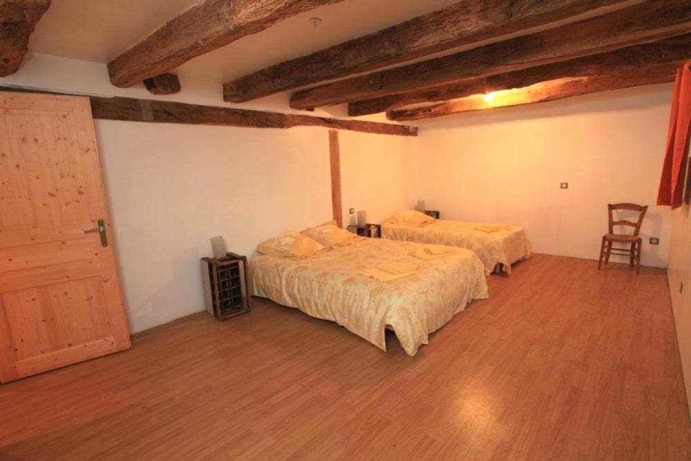 MeubléDUVINAGE-LaChapelleStGeraud_chambre5_16