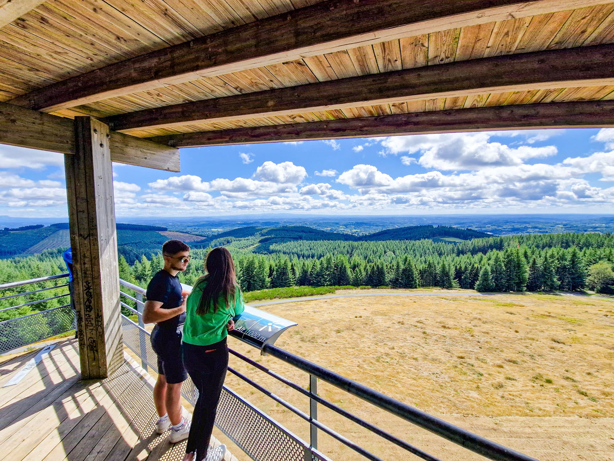 Tour panoramique du Mont Bessou