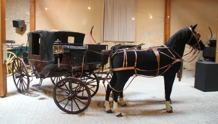 Musée Calèches Bourg 800x600