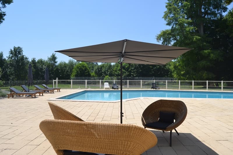 Château Saint-Marcel Piscine