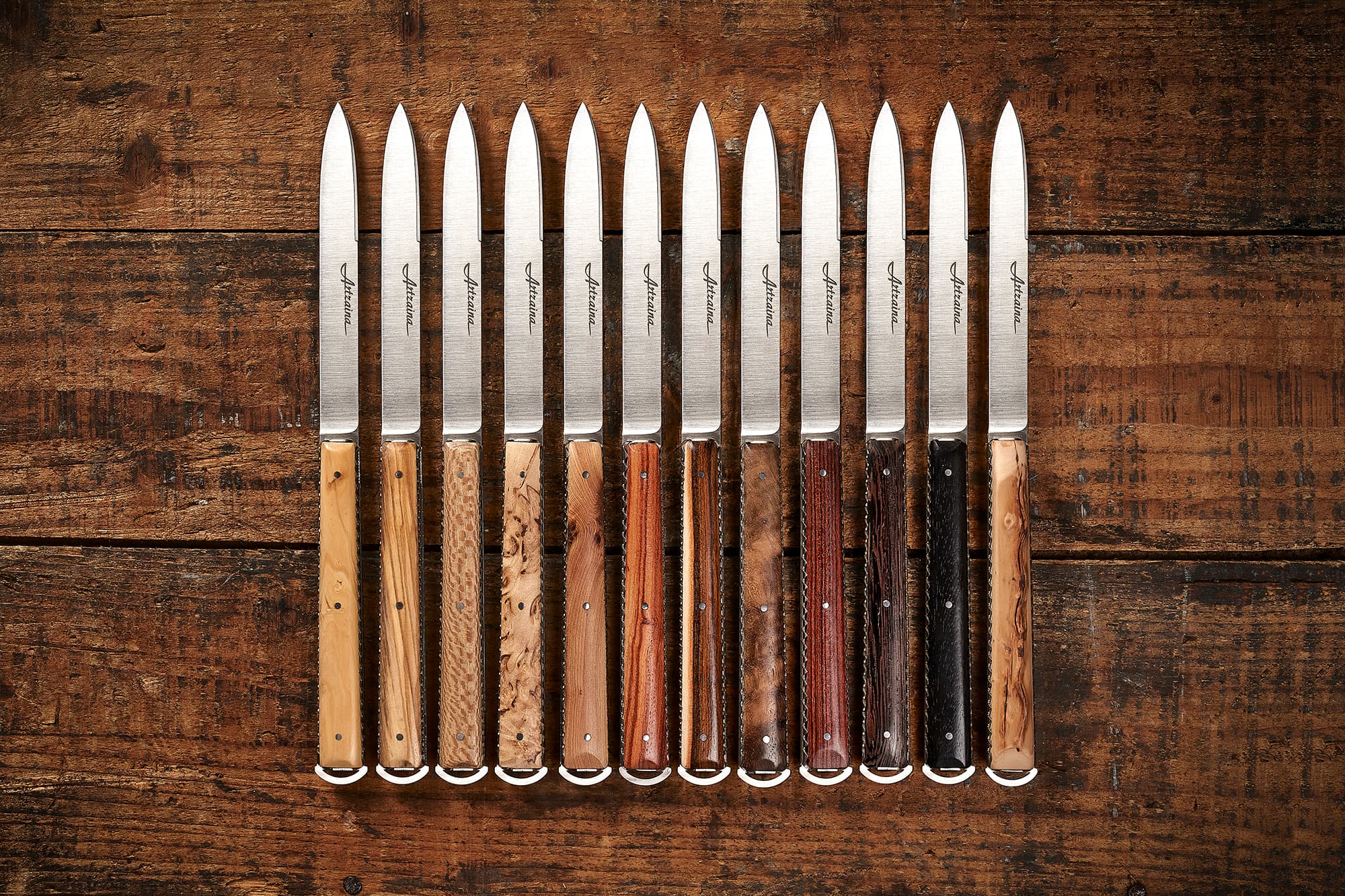Nuancier de bois pour couteaux basques