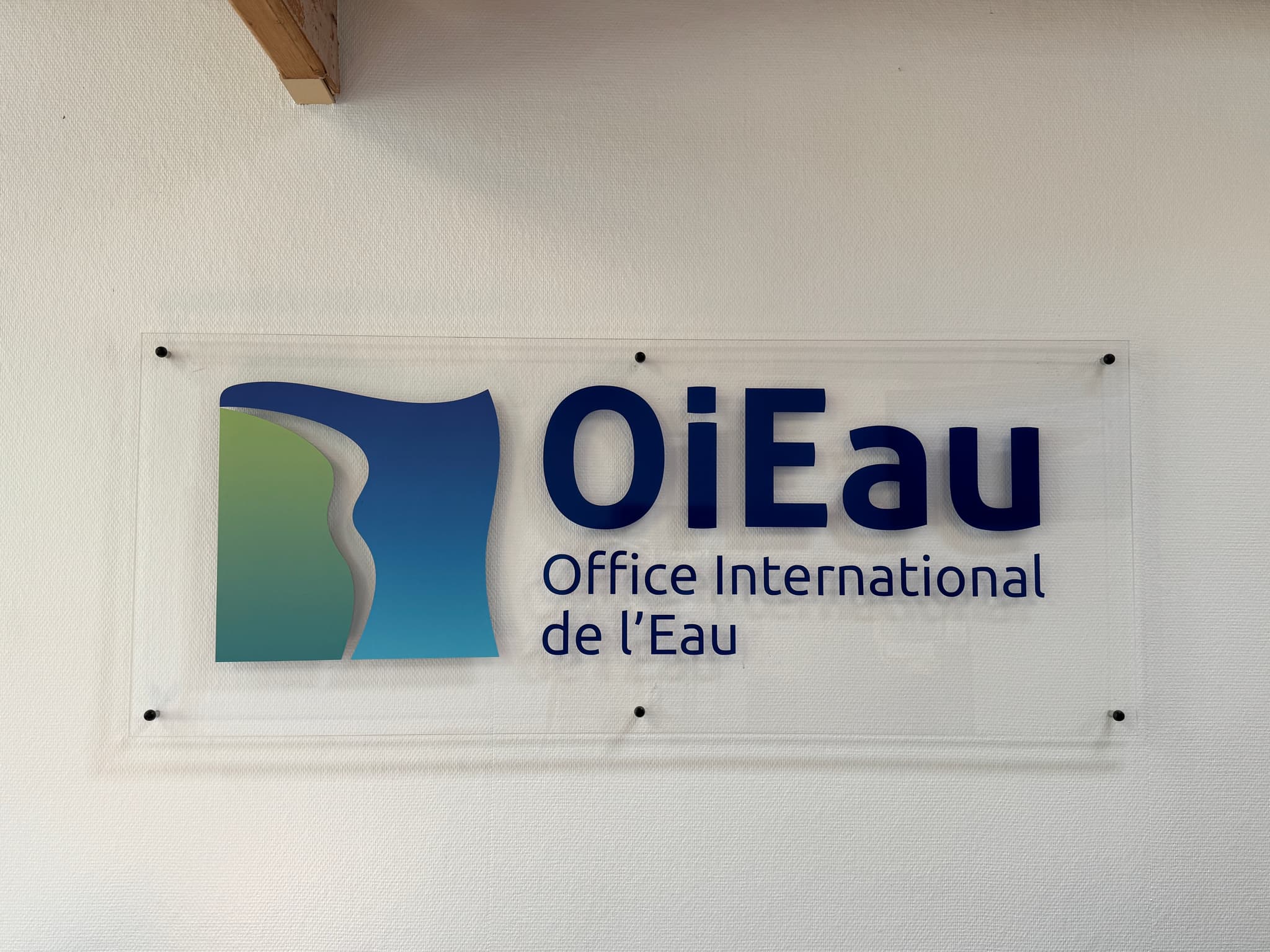 OIEAU