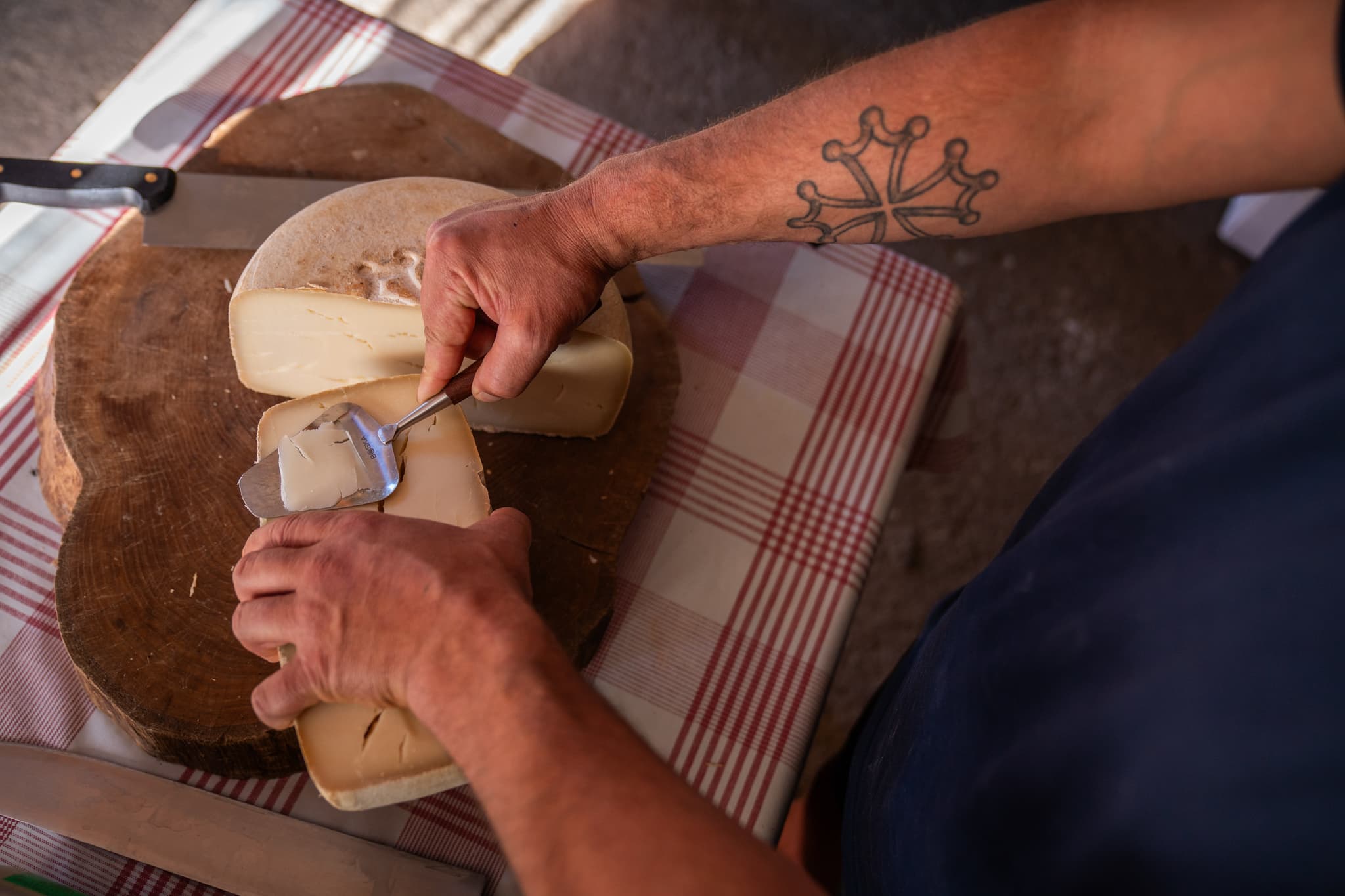 Fromage fermier fabriqué en estive