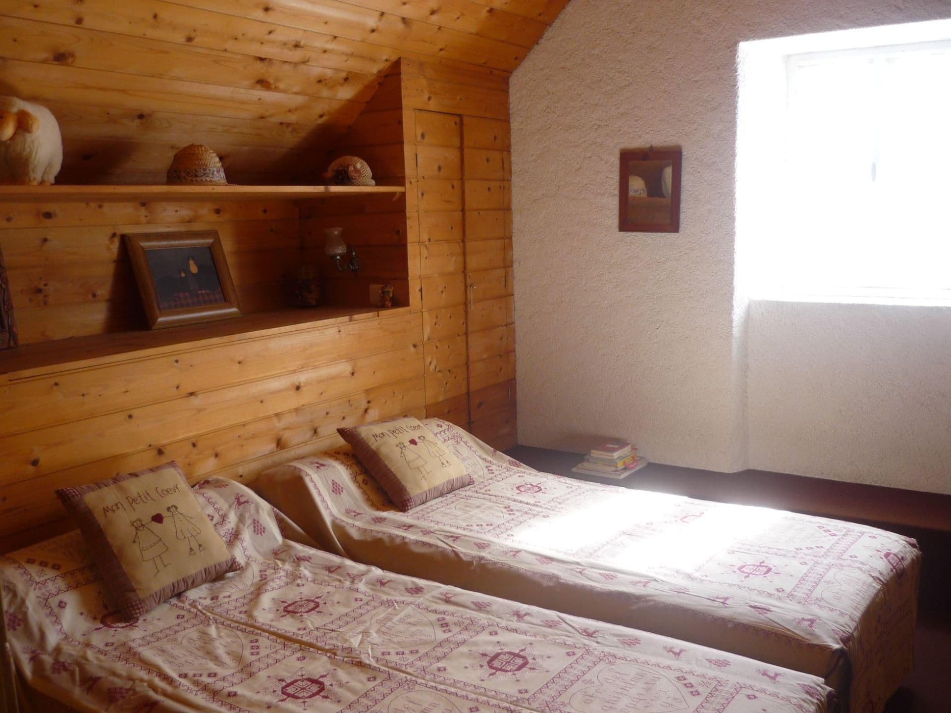 Le moulin Eygun à Lhers - chambre lits simples