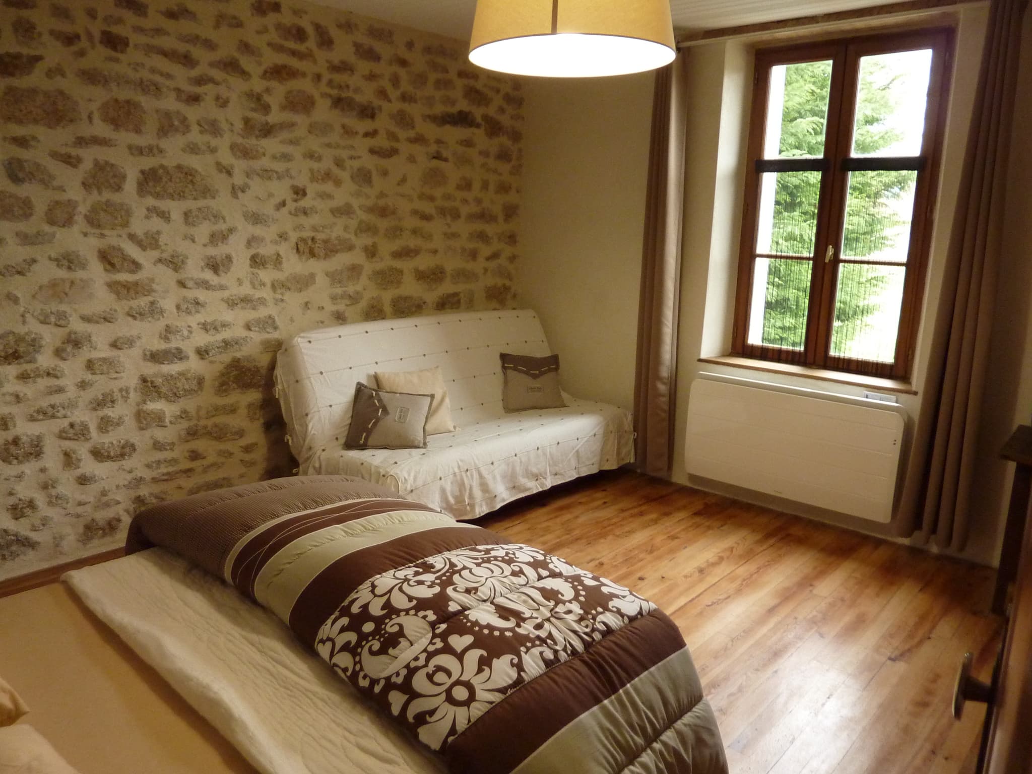 Coin salon dans chambre
