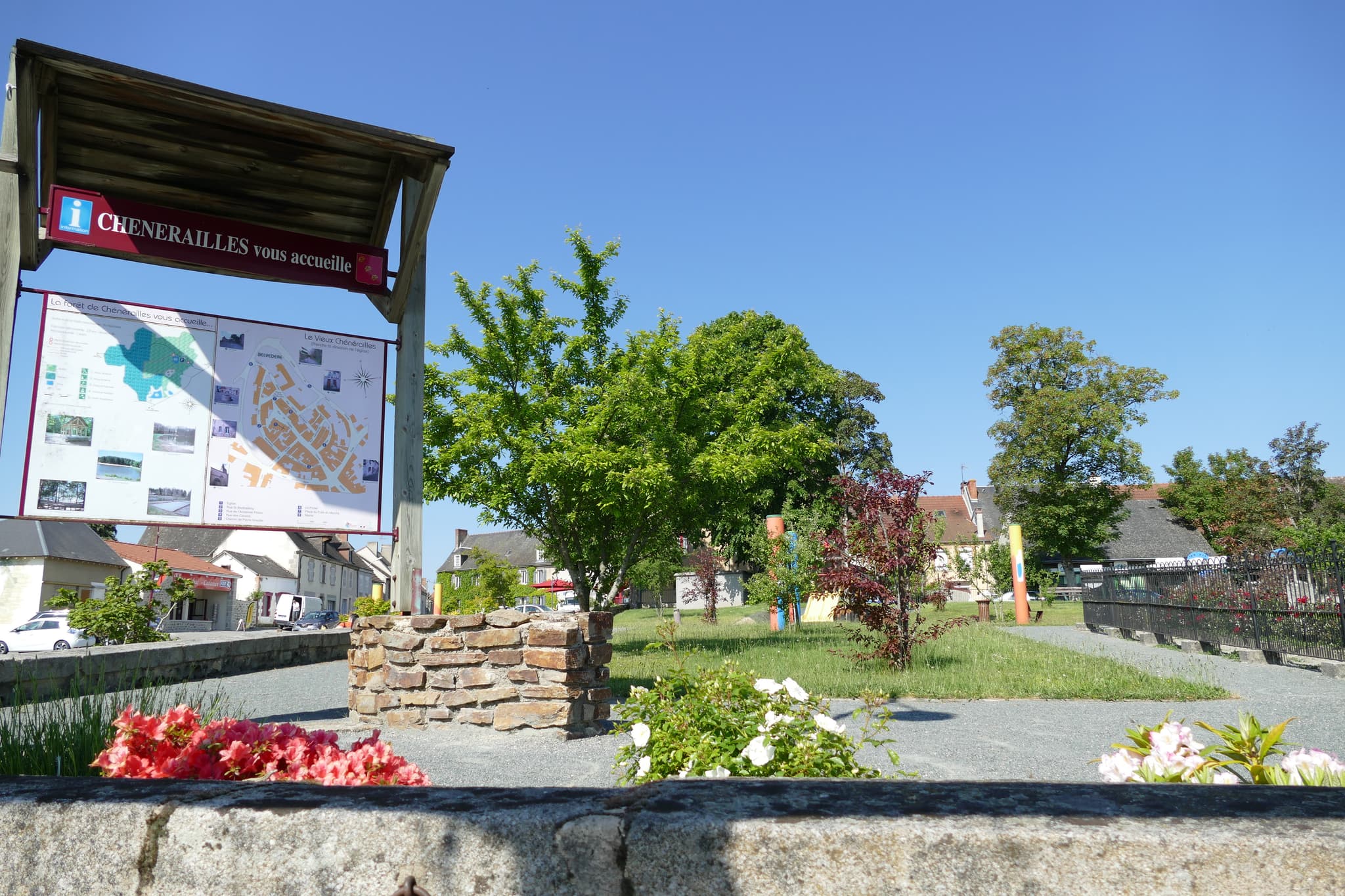Chénéraille Aire de jeux