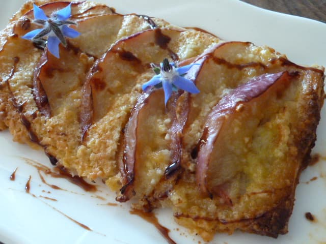 Tarte fine aux brugnons