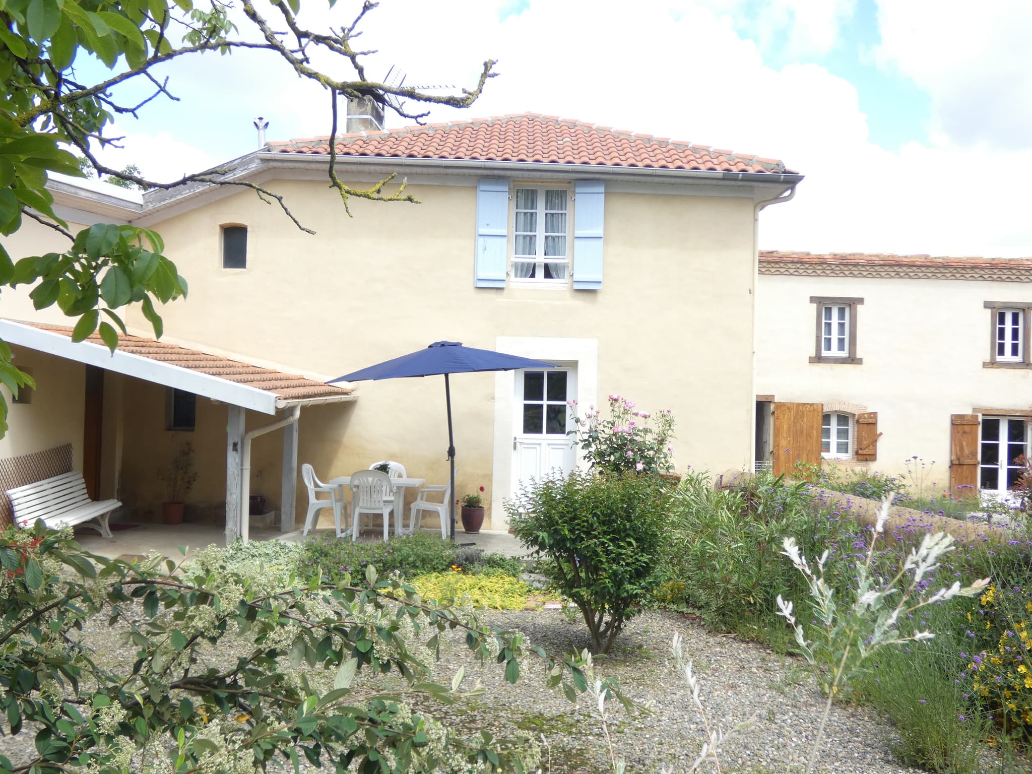 Gîte Bonnebat 20409 à Lacrabe