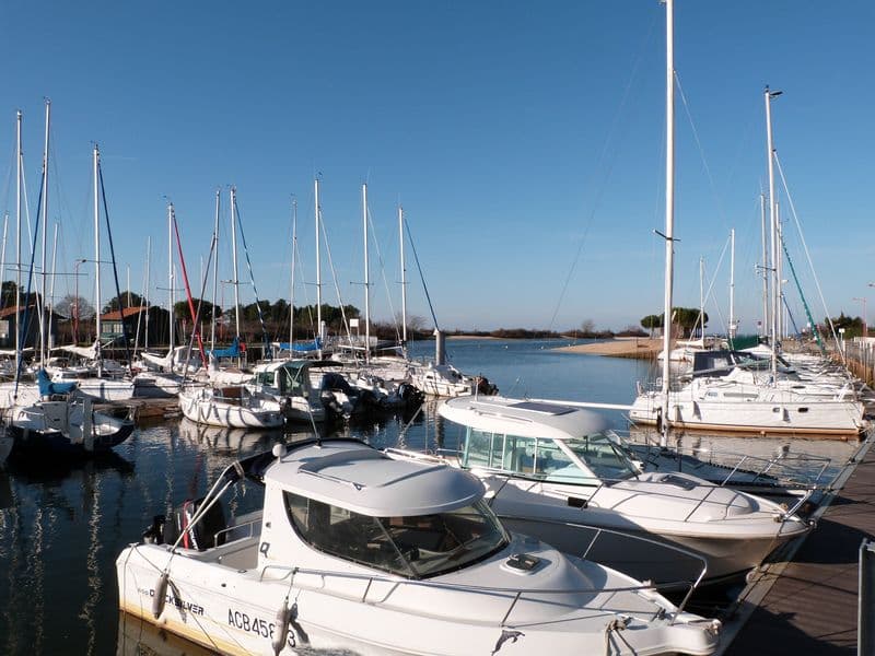Bateau depuis le port