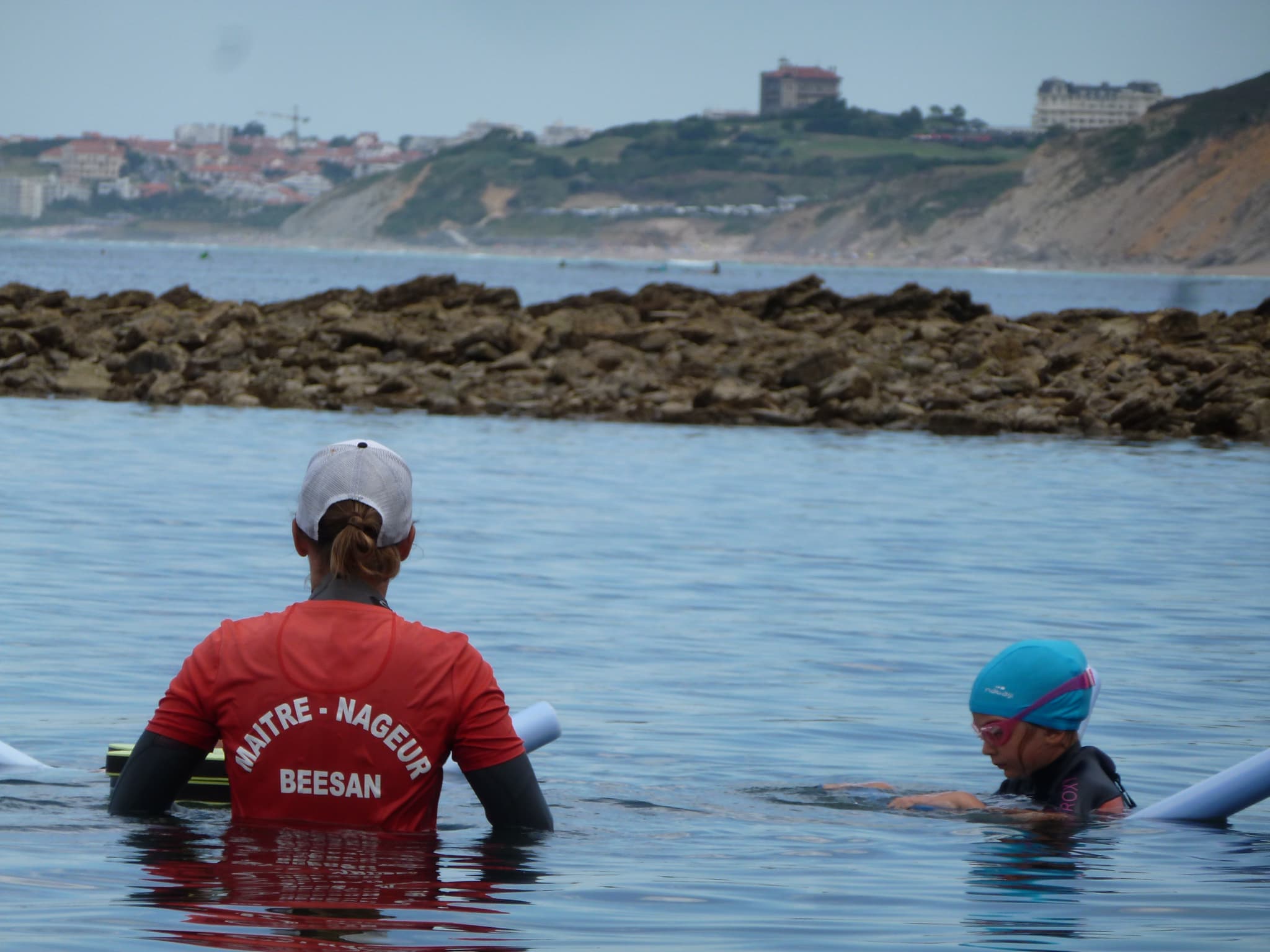 Cours de natation en mer