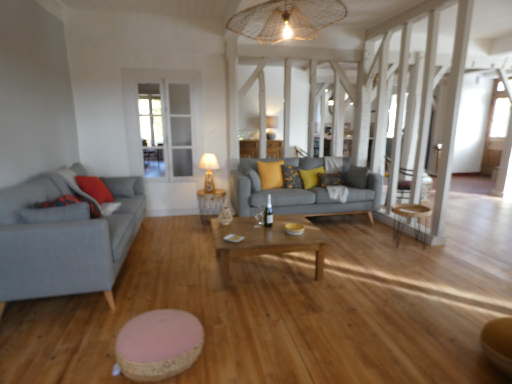 Salon de la Maison Huron à Geaune avec Gîtes de France Landes