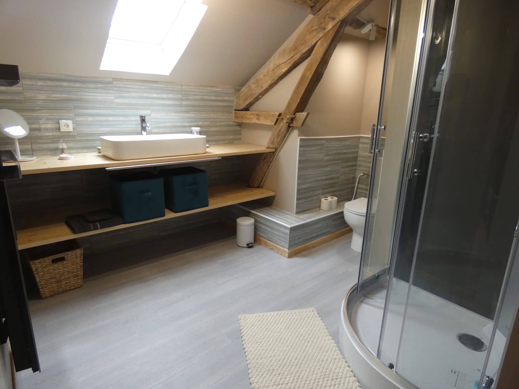 Salle de bains  du gîte la Grenadille à Bourdalat avec Gîtes de France Landes