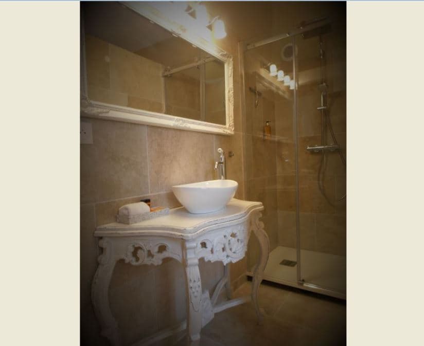 LE COUTUREAU