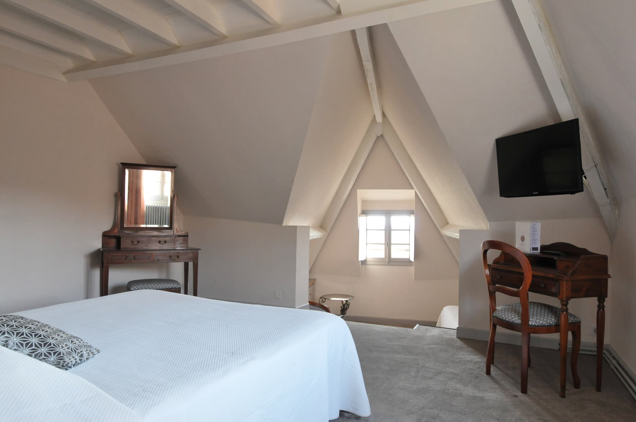 Chambre supérieure - Relais Saint Jacques - Collonges-la-Rouge_13