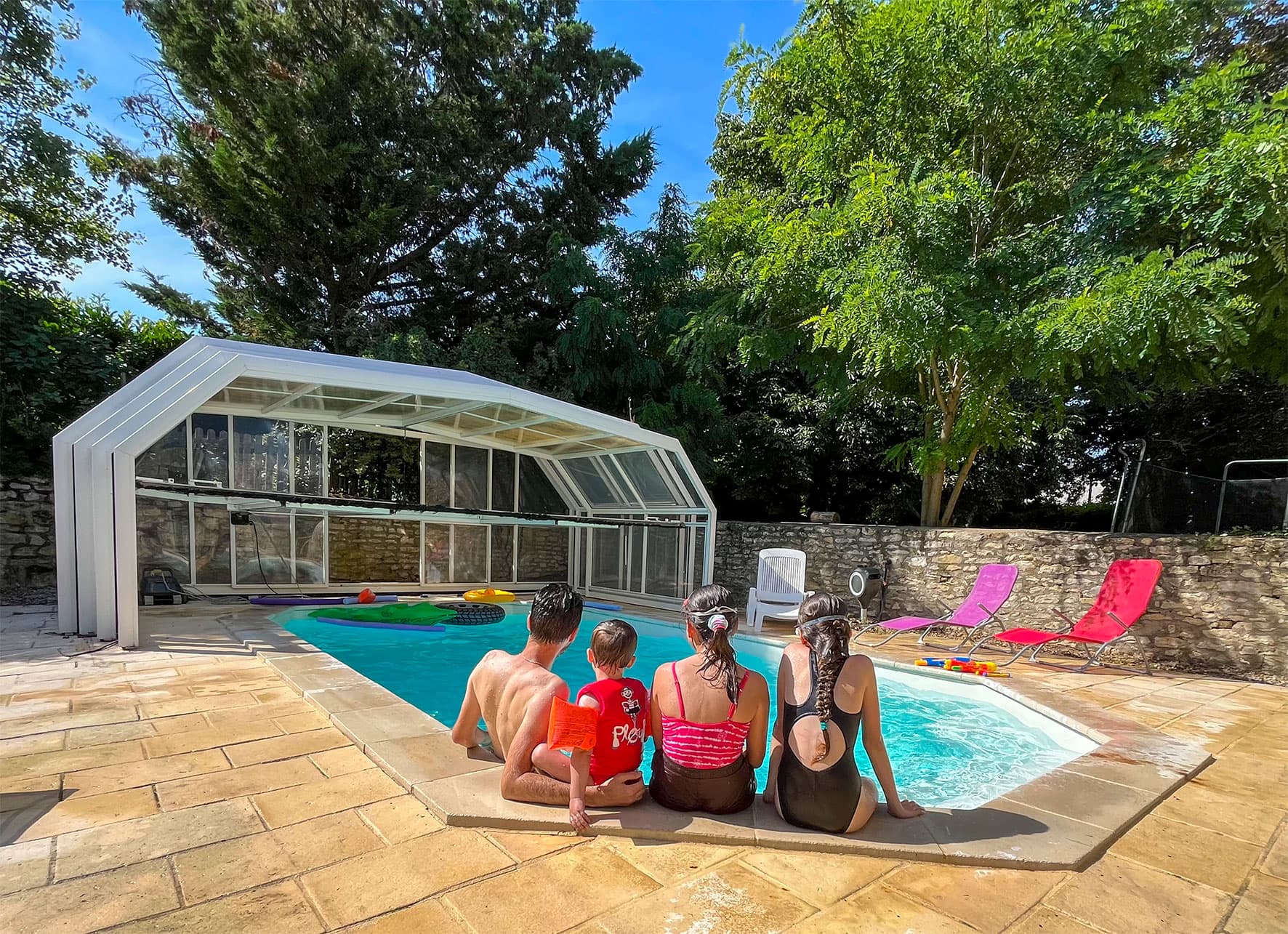 PISCINE-GITES-du-CHAIX
