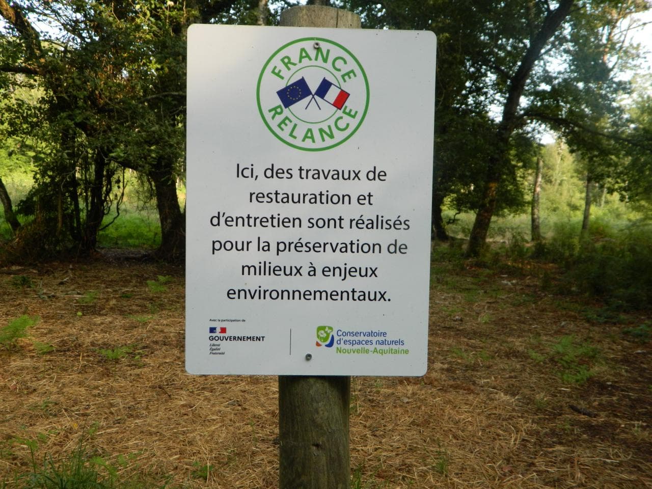 Panneau dans la lande de Nambord