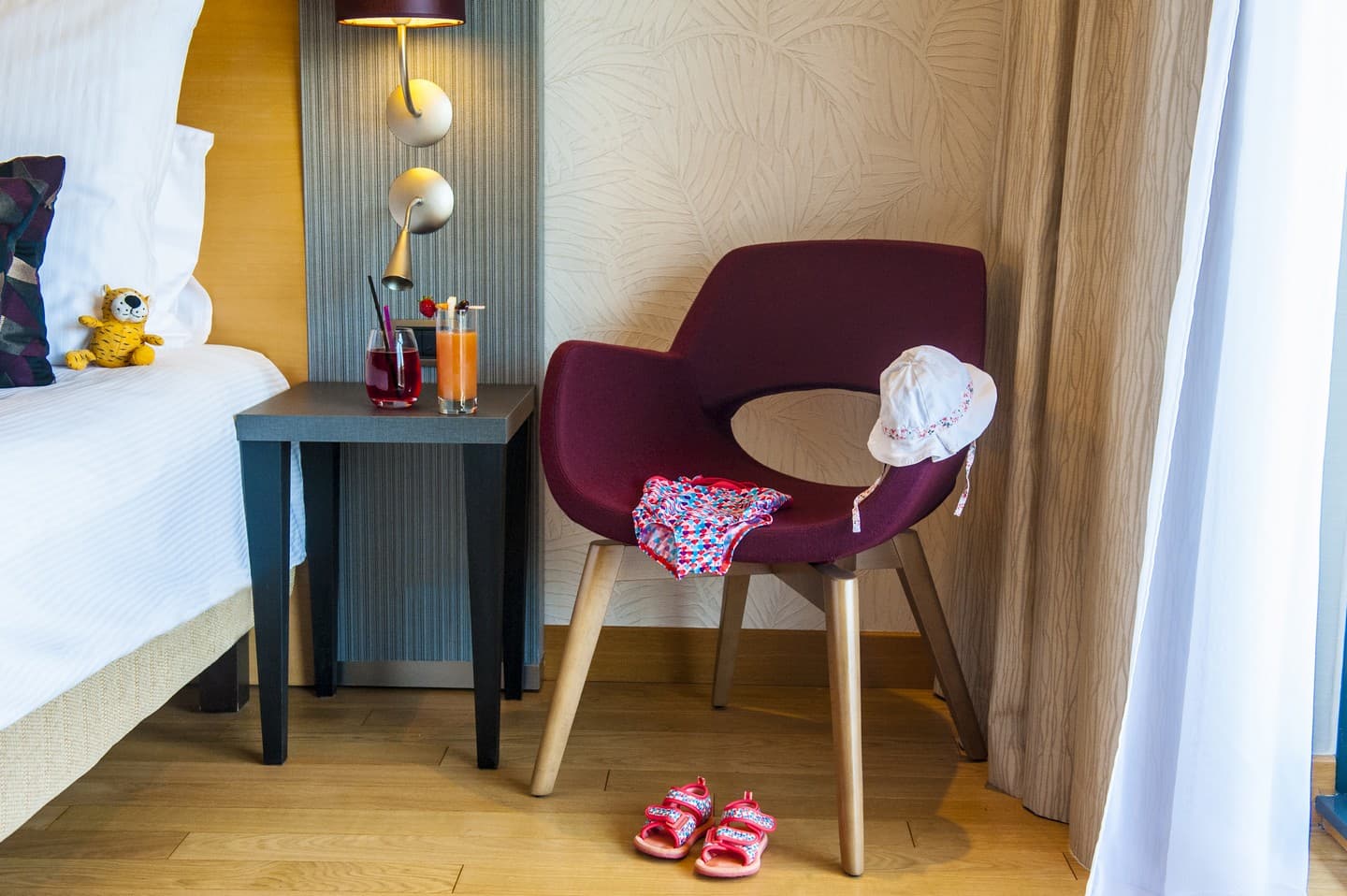 Hôtel Parc Beaumont - Pau - chambre détail chaise