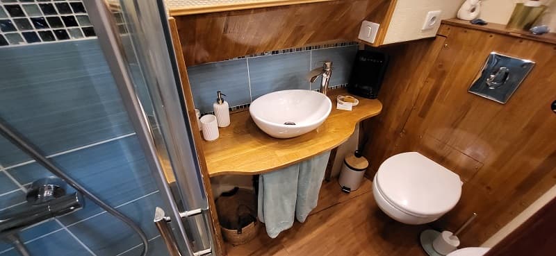 Péniche Wakaï - sdb Cabine Ti Lagon