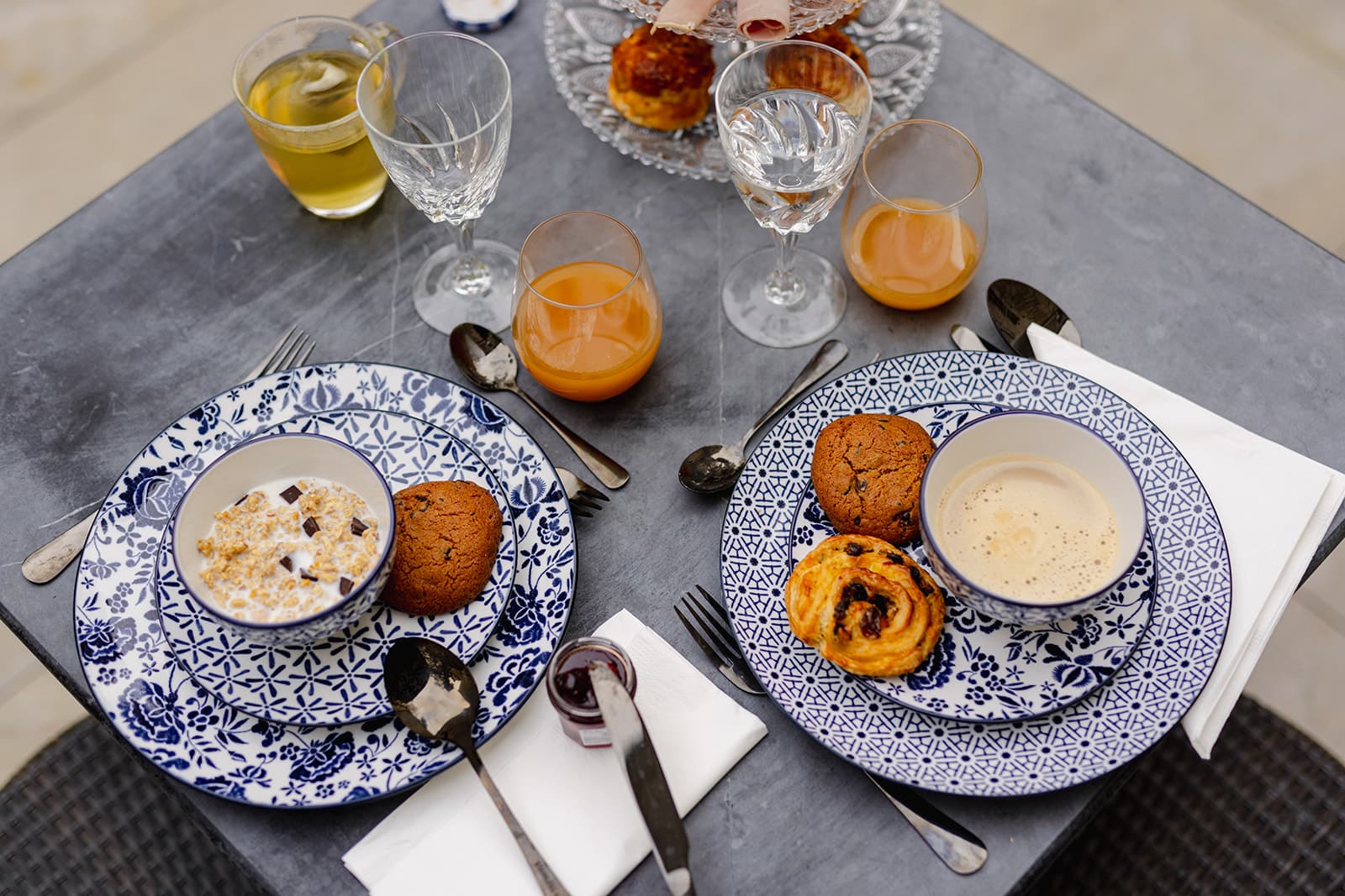 Petit Déjeuner - Terrasse extérieure