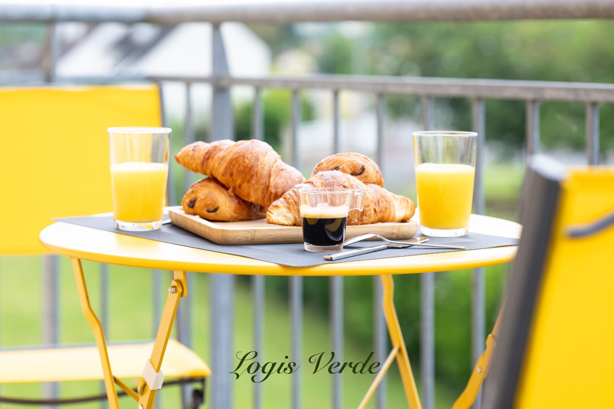 Déjeuné sur le balcon/terrasse