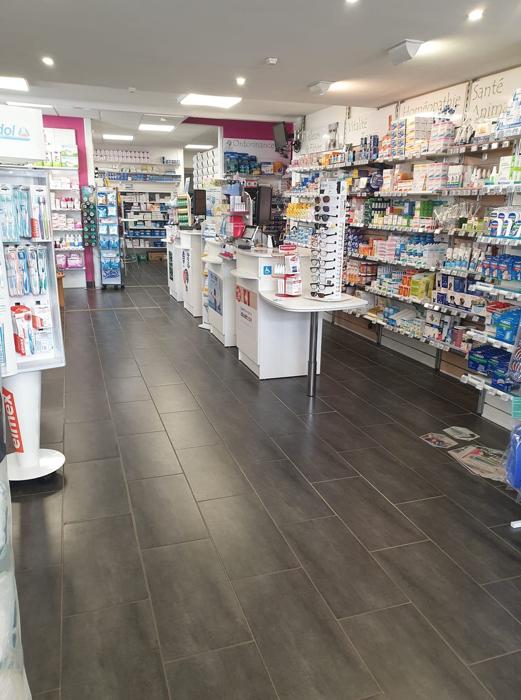 Pharmacie Caze- Accueil_3