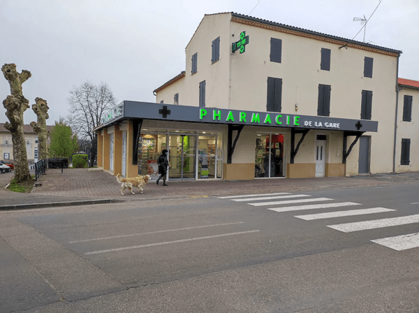Pharmacie de la gare/ Lacoste