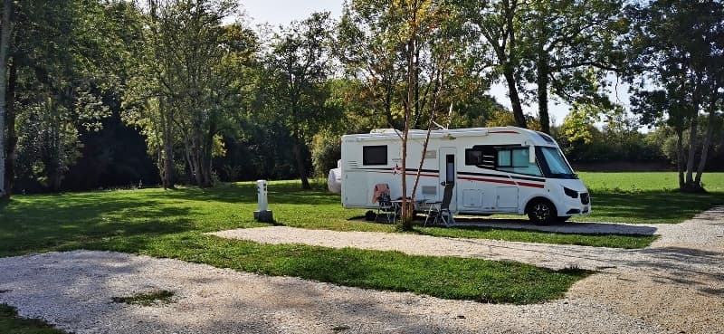 Phot aire de camping-car 3