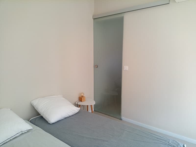 Photo (2)