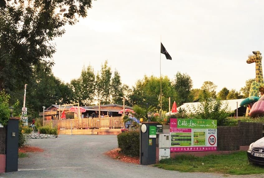 Entrée Camping Coté Lac