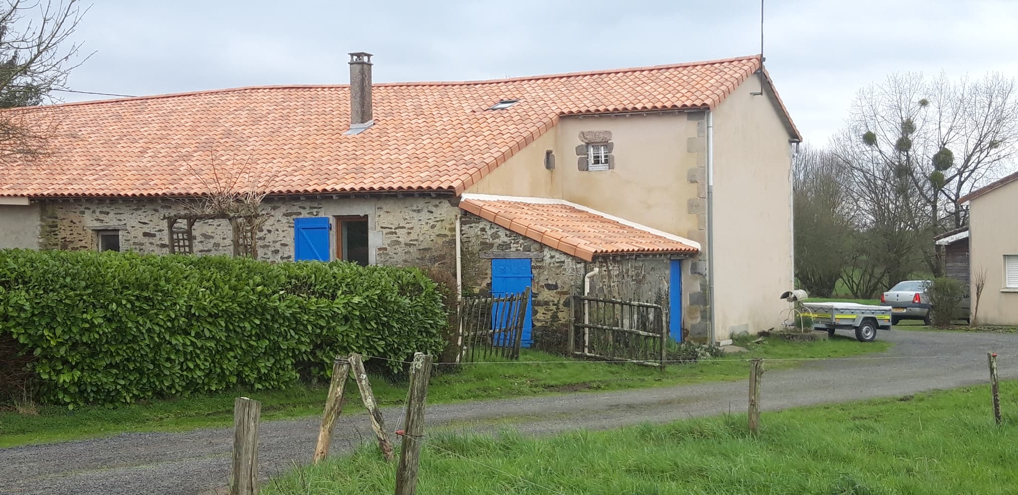 Photo gîte et Chemin d'accès