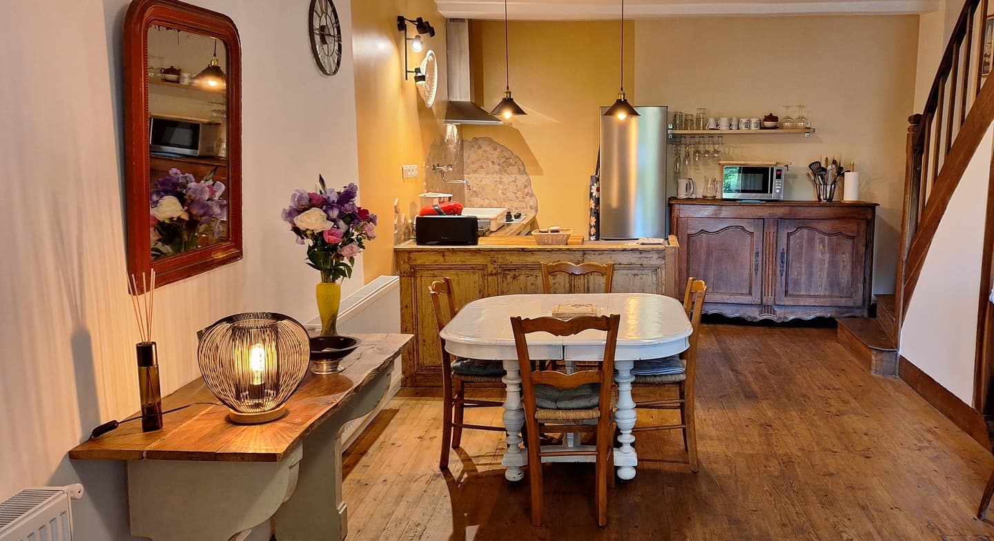 Pièce à vivre salle à manger et cuisine