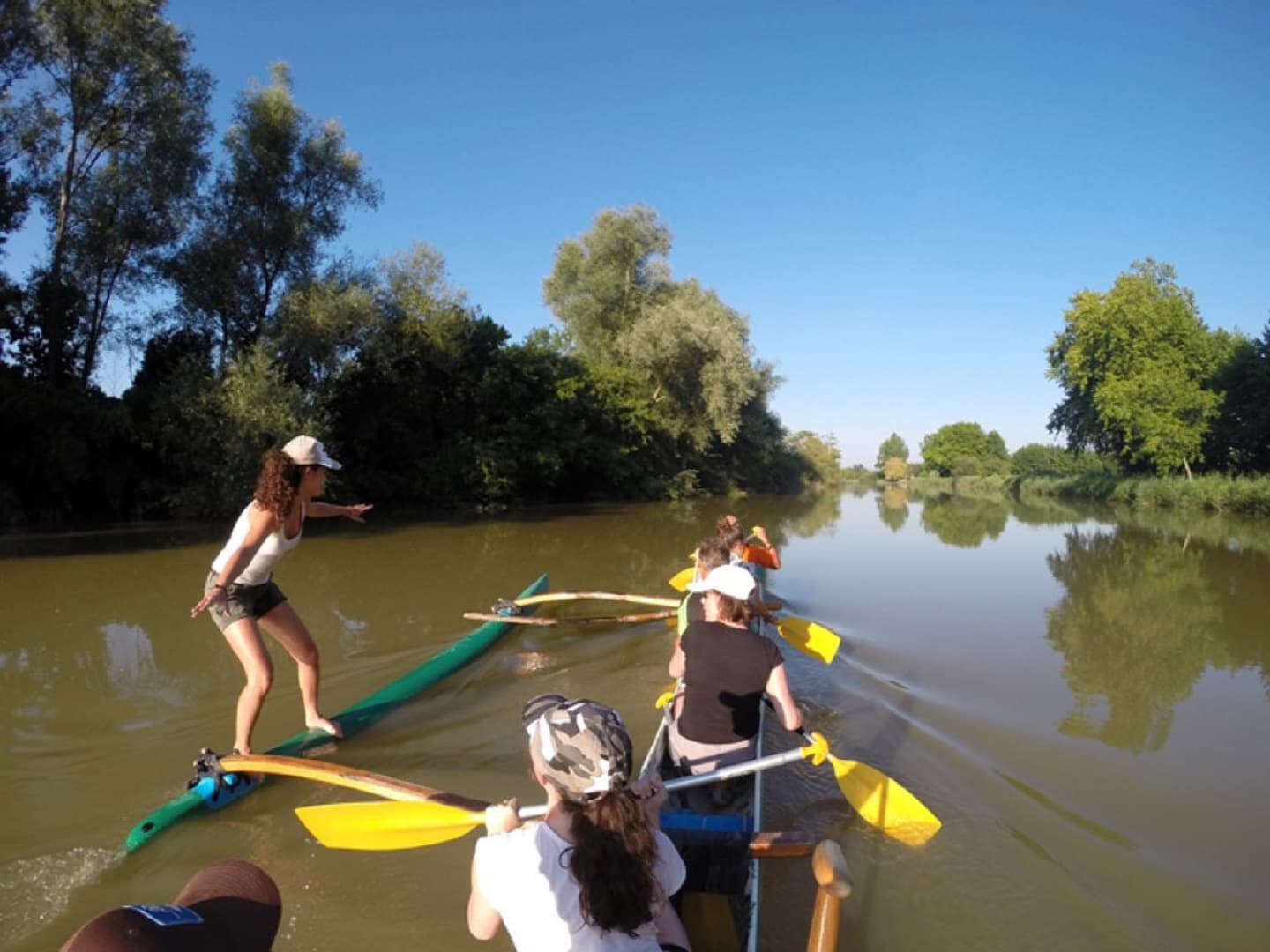 Pirogue 2
