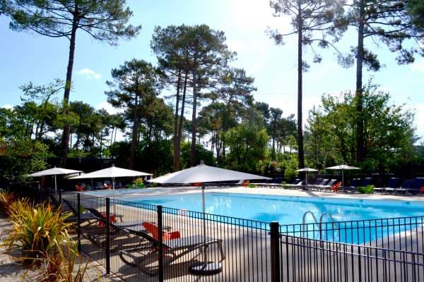 Piscine-2 600