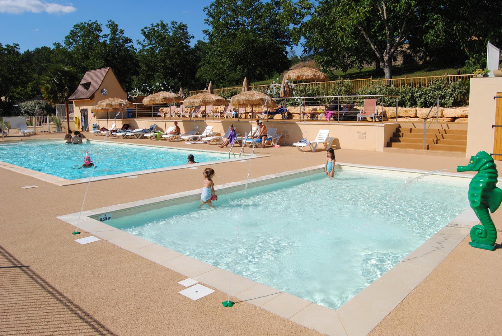 Piscine Les Pierres Chaudes