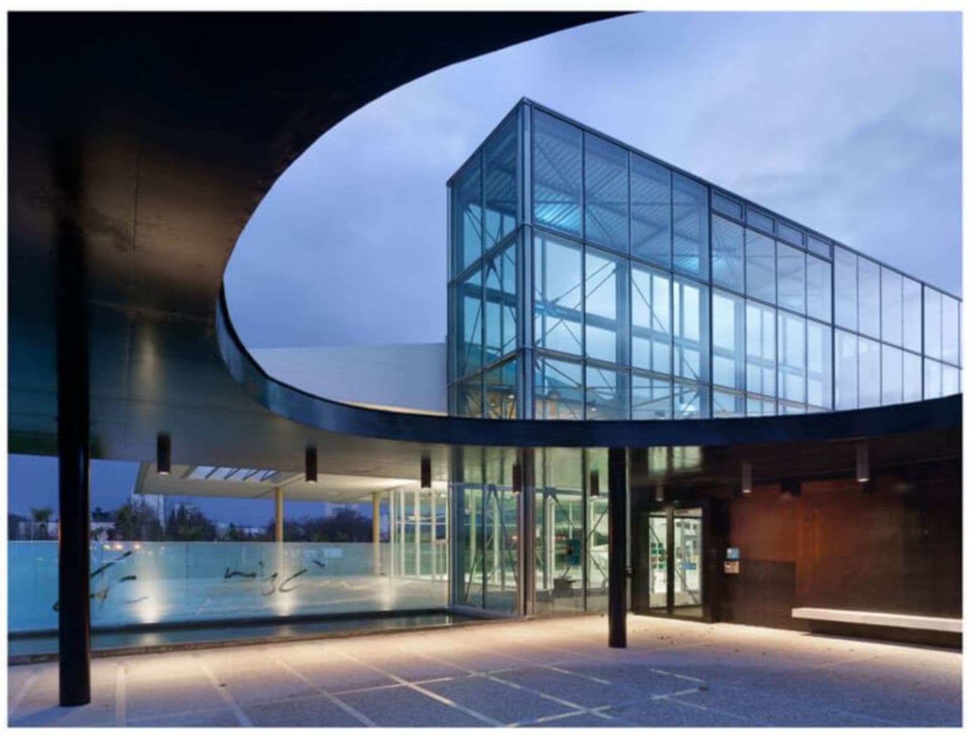 Complexe aquatique piscine mourenx hall entree