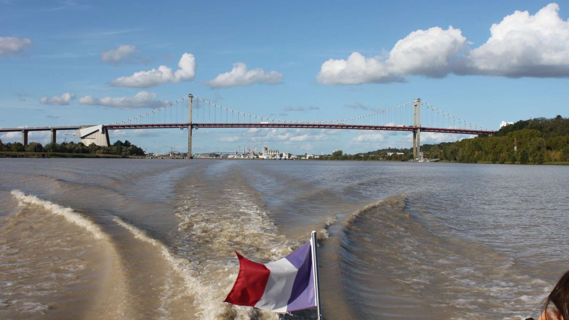 Pont-d-Aquitaine-1