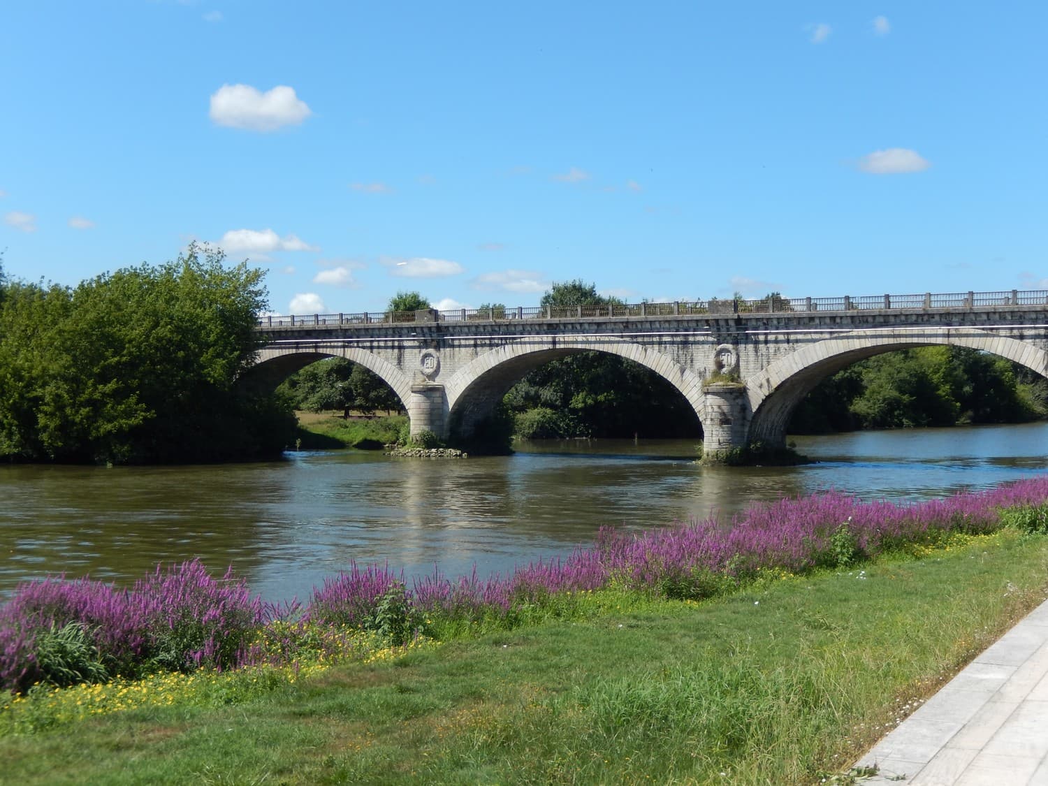 Pont de Saubusse