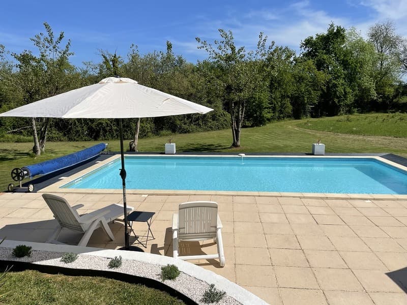HLOAQU047V50J1LJ_Cuzorn_O'Connor_Gîte Estelle_piscine