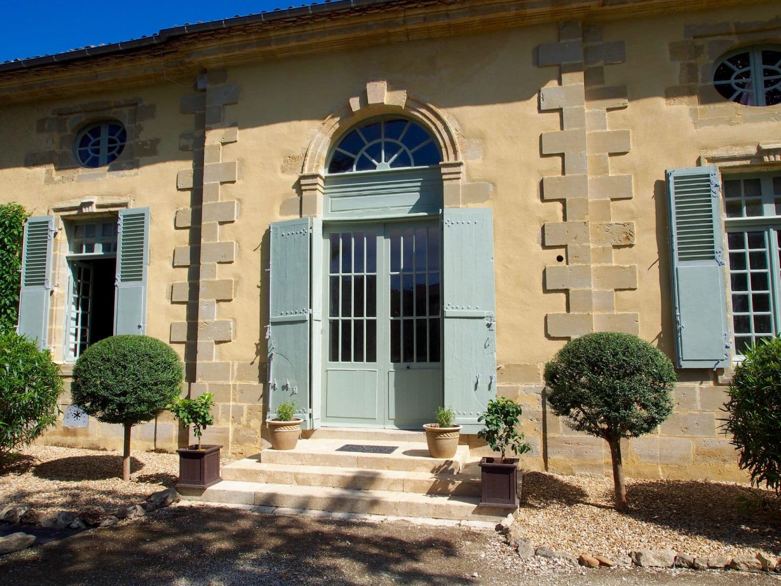 Porte entrée