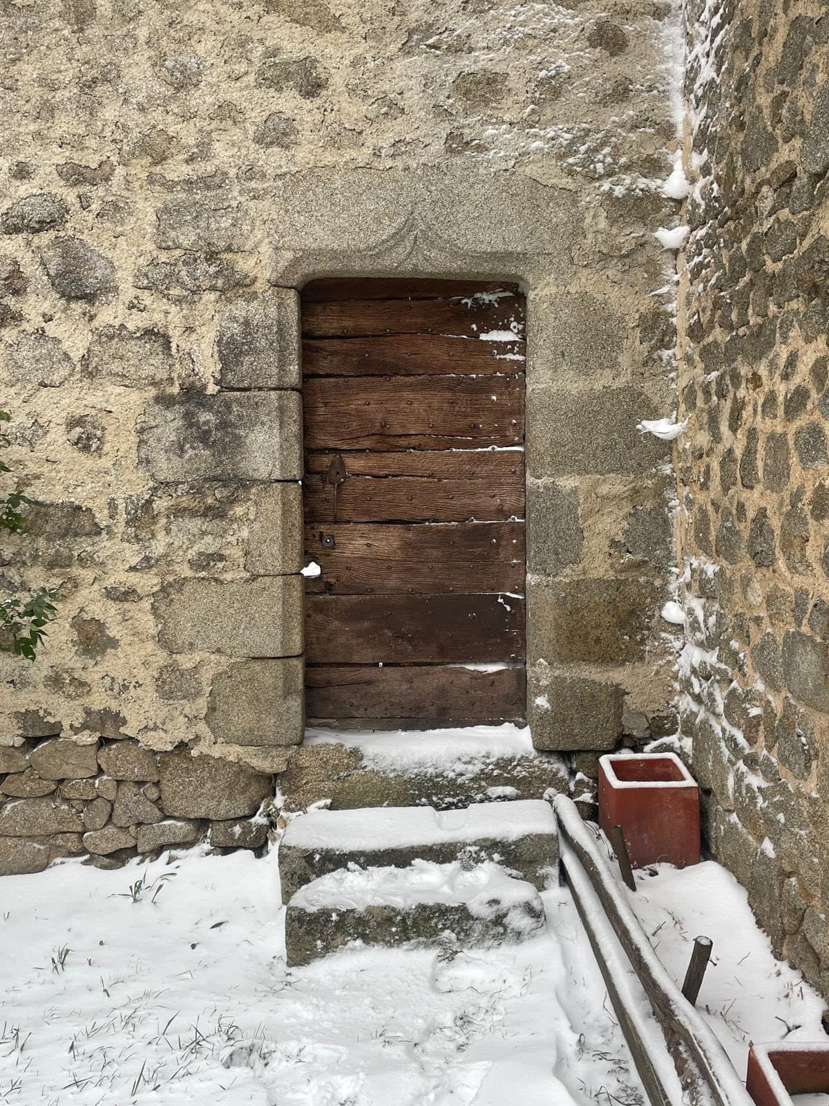 Porte sud château de La Faye