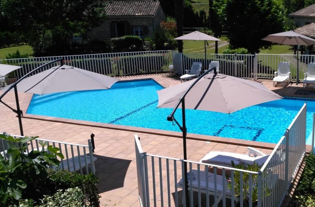 RB-piscine-991x1024