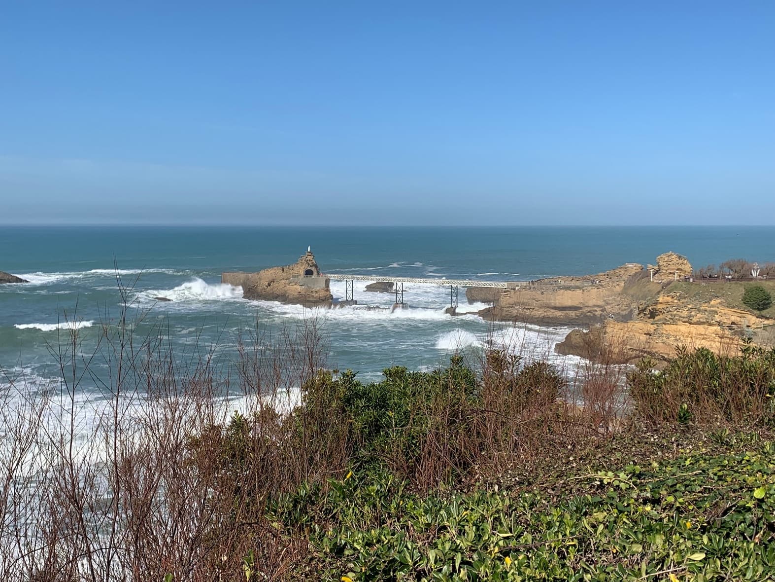 Rocher de la Vierge-Biarritz-Panorama depuis les hauteurs.