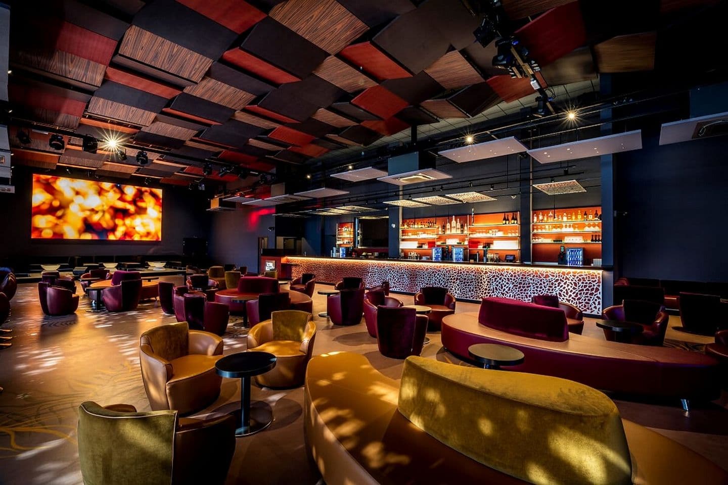 royal-lounge-interieur 1