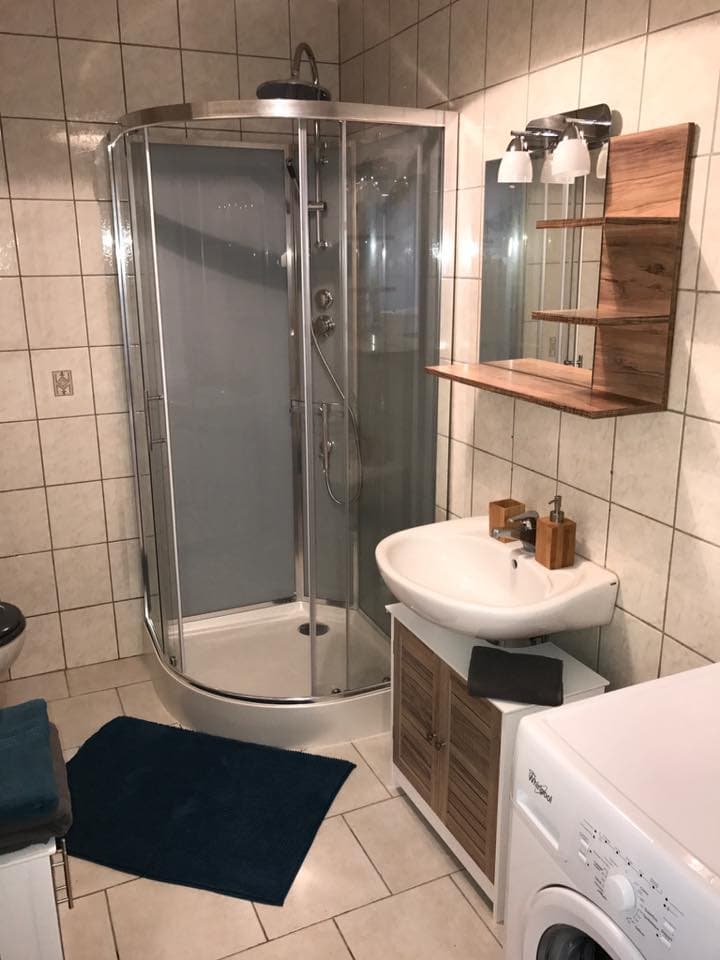 SALLEDEBAIN