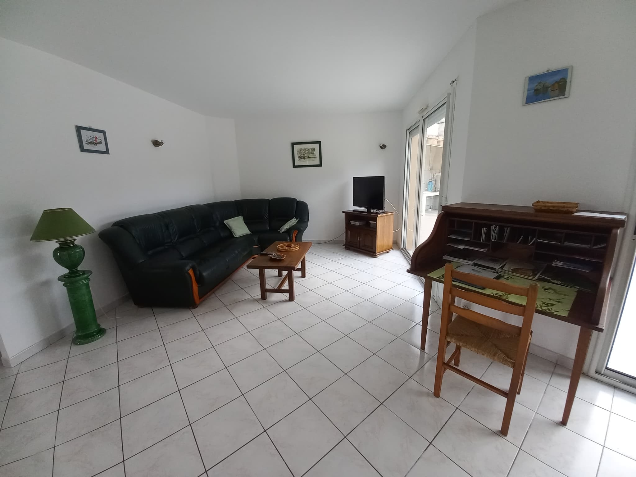 SALON