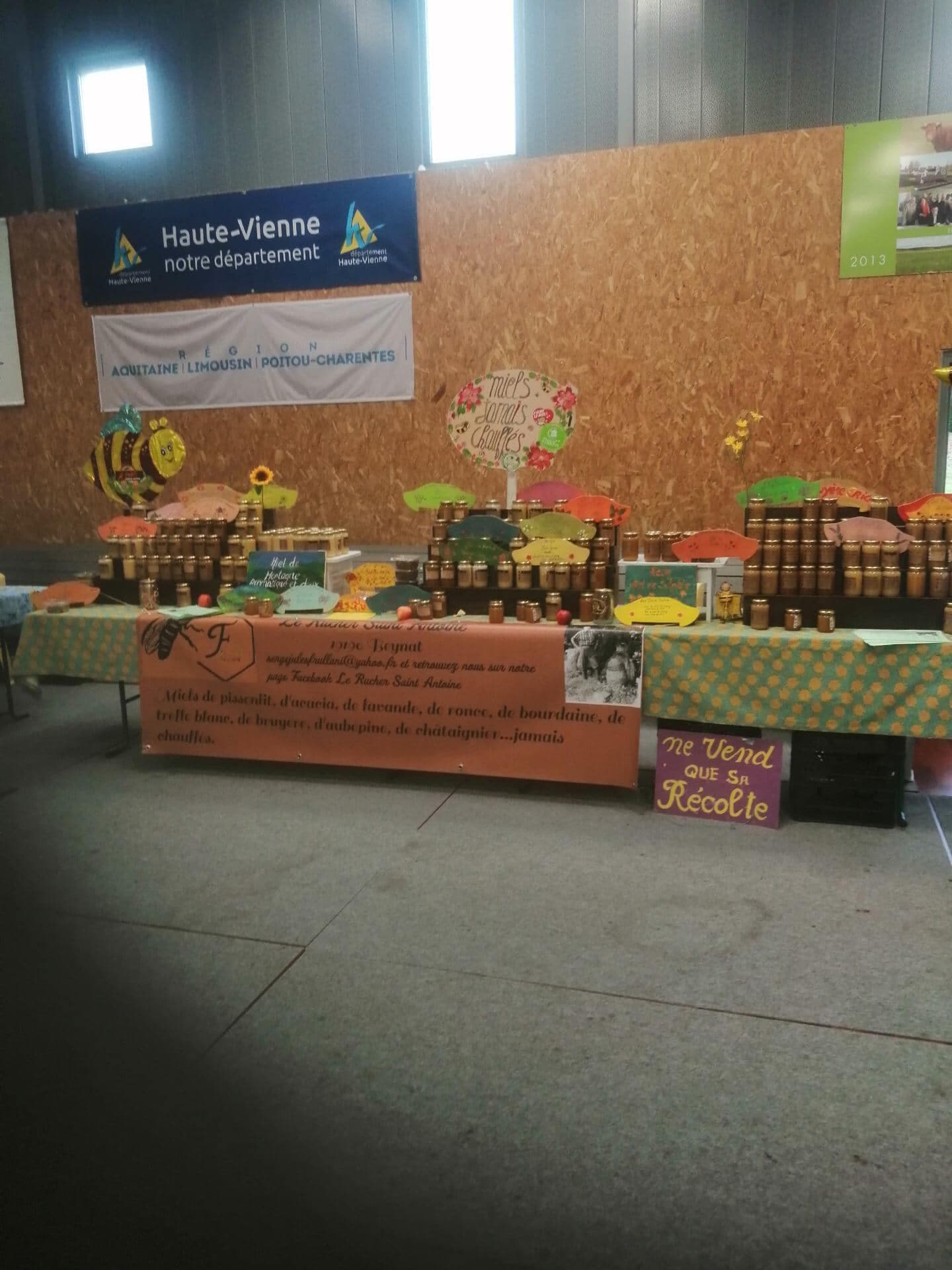 STAND CHAPTELAT_3