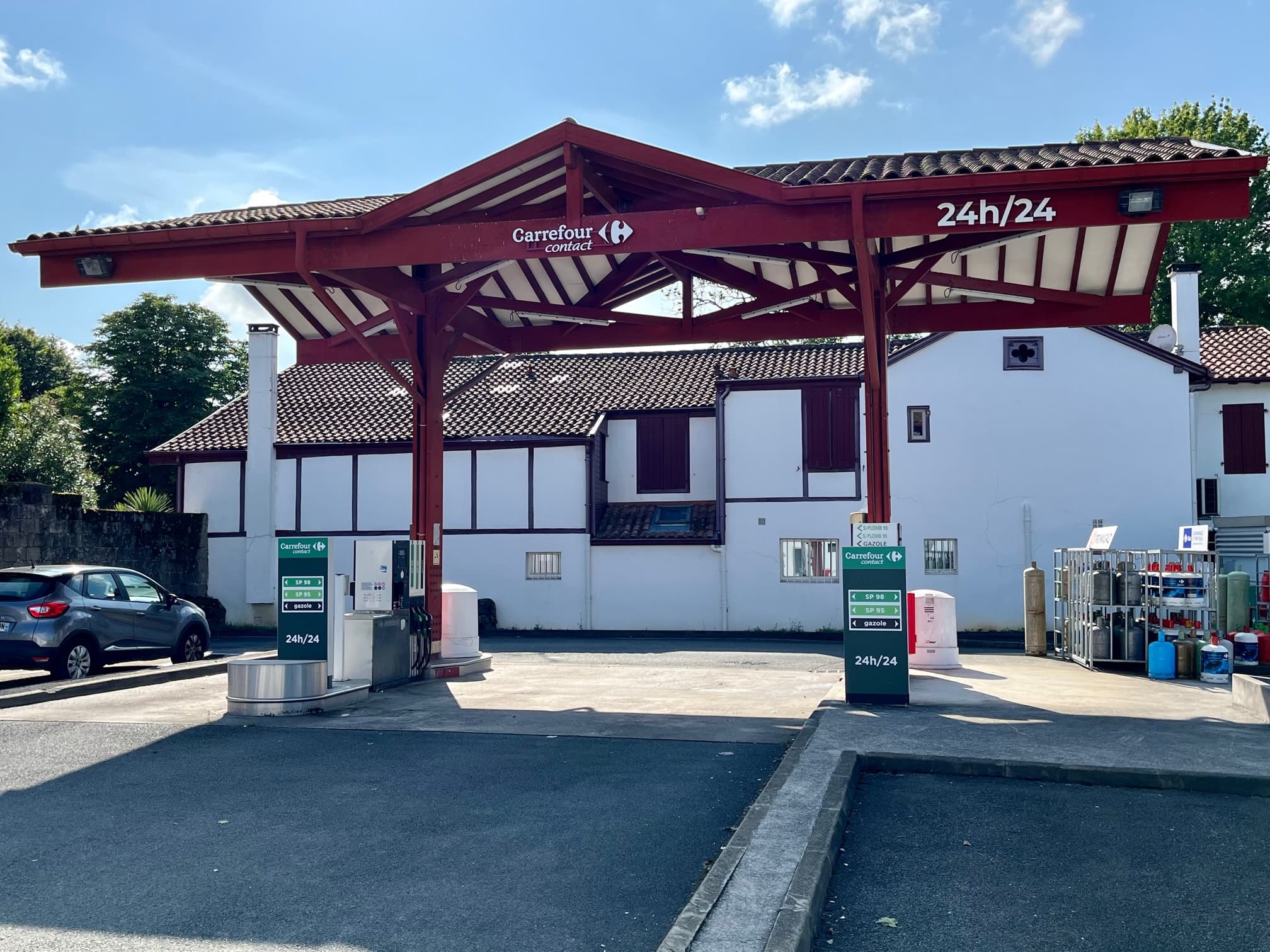 STATION