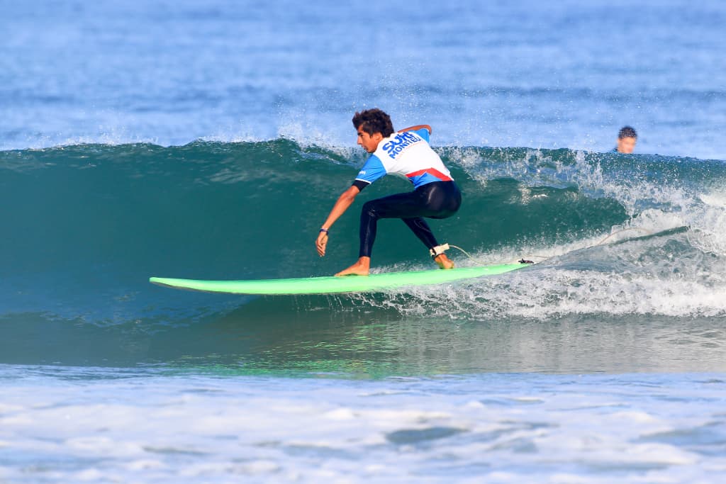 STJU_ecoledesurfcontis_1
