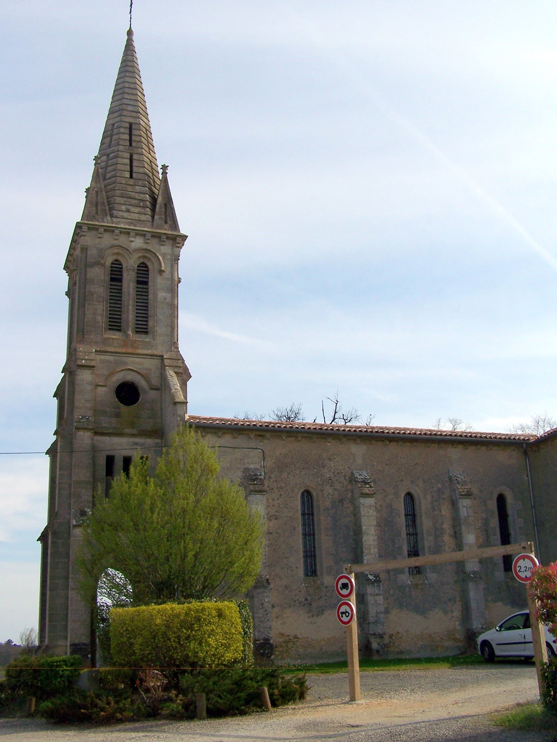 Saint-Germain-de-Grave_Église_01